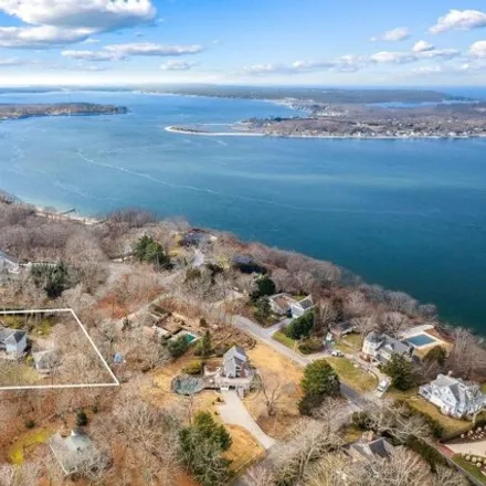 Image 1 - 4 Bayview Avenue, Shelter Island Heights, Suffolk County, NY 11965, USA - House for sale