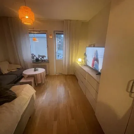 Rent this 1 bed apartment on Papa Lee Bakery in Finntorpsvägen 1, 131 36 Nacka