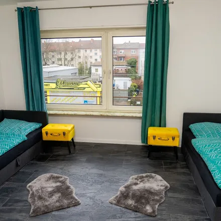 Rent this 4 bed apartment on Neckarauer Straße 48 in 68199 Mannheim, Germany