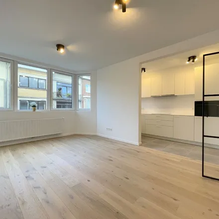 Rent this 2 bed apartment on Toekomststraat 60 in 8500 Kortrijk, Belgium