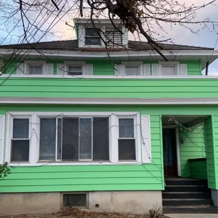 Buy this 4 bed house on 25 Fairview Avenue in Oakdale, City of Hudson
