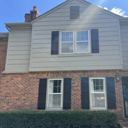 Buy this 3 bed condo on 1247 Poplar Estates Parkway in Germantown, TN 38138