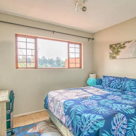 Rent this 2 bed apartment on Miladys in Ferero Avenue, Randpark Ridge