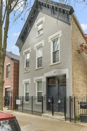 Image 1 - 1649 West Superior Street, Chicago, IL 60622, USA - House for sale