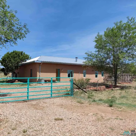 Buy this 3 bed house on 27000 East Interstate Highway 25 Frontage Road in Santa Fe County, NM 87508