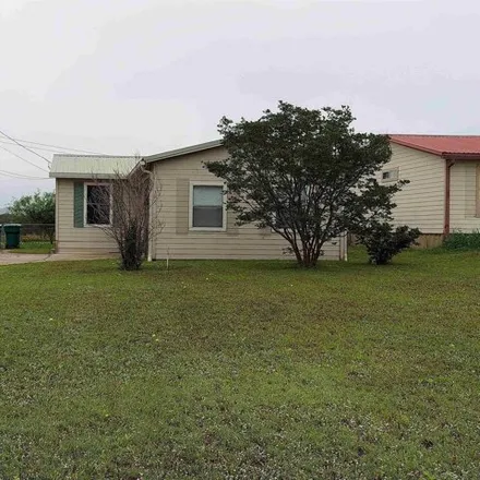 Image 2 - 305 South Avenue South, Marble Falls, TX 78654, USA - House for rent