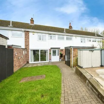 Image 1 - Grasscroft Close, Chesterfield, S40 4HN, United Kingdom - Townhouse for sale