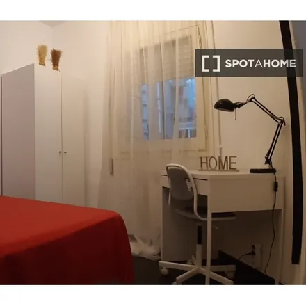 Rent this 6 bed room on Gran Via de Carles III in 81, 08028 Barcelona