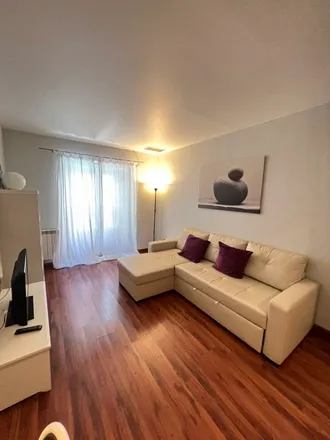 Rent this 3 bed apartment on Madrid in Wok 4 You, Calle de Hortaleza