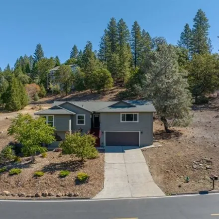 Image 2 - 921 Dogwood Drive, Murphys, Calaveras County, CA 95247, USA - House for sale