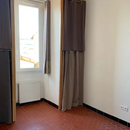 Rent this 3 bed apartment on 122 Allées de Craponne in 13300 Salon de Provence, France