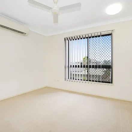 Rent this 3 bed apartment on Livingstone Street in West End QLD 4812, Australia