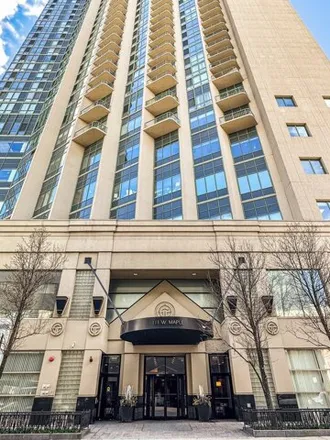 Rent this 1 bed house on Gold Coast Galleria in 1004-1030 North Clark Street, Chicago
