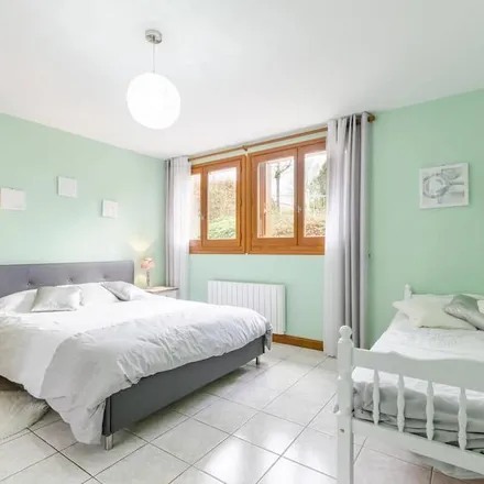 Rent this 2 bed house on Bas des Montaux in 10110 Balnot-sur-Laignes, France