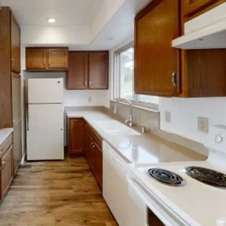 Buy this 3 bed apartment on #b,2439 46th Street