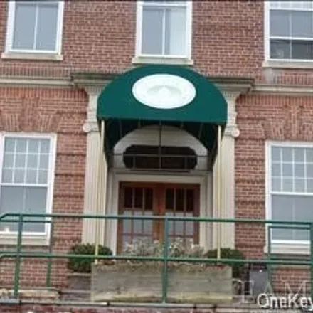 Rent this studio condo on 4408 Villa at the Woods in City of Peekskill, NY 10566