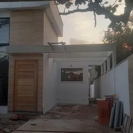 Buy this 2 bed house on Rua Hélio Guapyassu de Sá in Jardim Atlântico Leste, Maricá - RJ