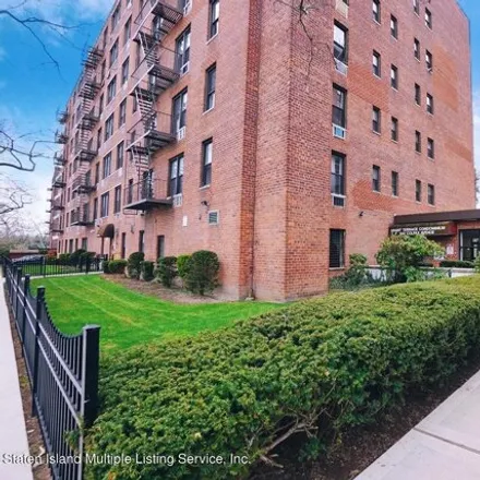 Buy this 2 bed apartment on 145 Lincoln Avenue in New York, NY 10306