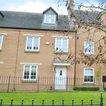 Rent this 3 bed townhouse on Gawcott Farm in Gilbert Scott Gardens, Gawcott