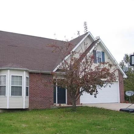 Rent this 3 bed house on 4459 North Pinebrook Lane in Columbia, MO 65203