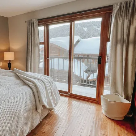 Rent this 4 bed house on Sun Peaks in BC V0E 5N0, Canada
