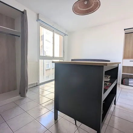 Rent this 1 bed apartment on Flore et Sens Résidence - Bâtiment B in 50 Rue de la Penderie, 12000 Rodez