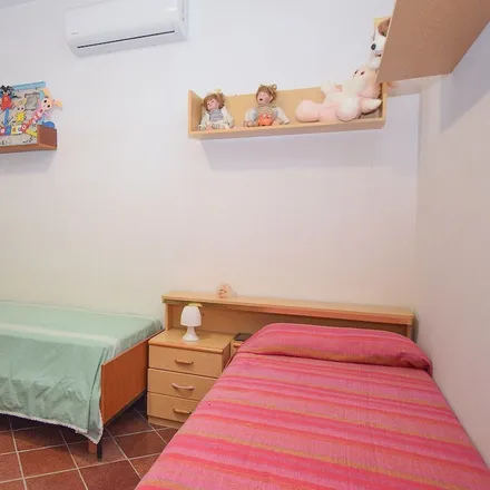 Rent this 2 bed house on Monterosso Almo in Via Mercato, 97010 Monterosso Almo RG