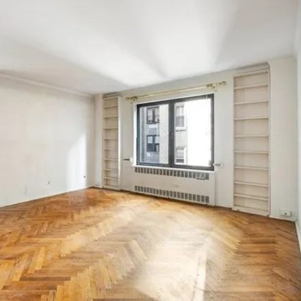 Image 6 - 3 East 71st Street, New York, NY 10021, USA - Apartment for sale