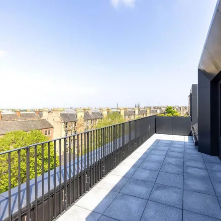 Rent this 3 bed apartment on 52 Temple Park Crescent in City of Edinburgh, EH11 1HX
