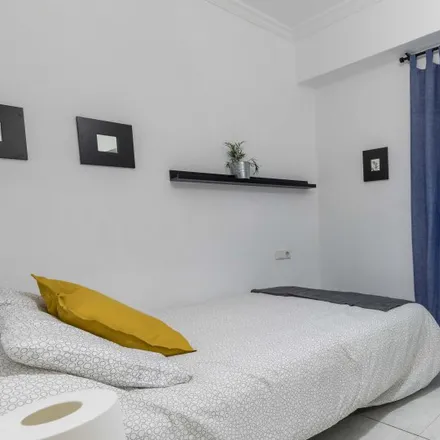 Rent this 5 bed room on Carrer de Soledad Doménech in 1, 46020 Valencia