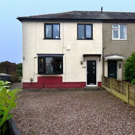 Buy this 3 bed house on 14 Snydale Close in Westhoughton, BL5 3EP