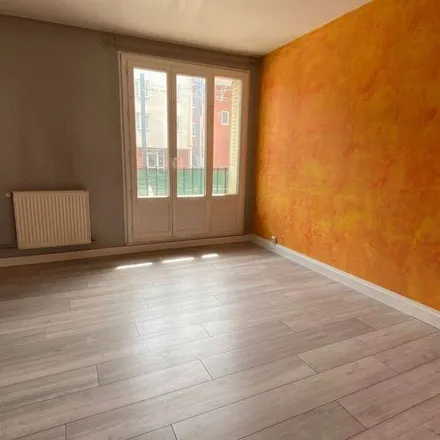 Image 3 - 56 Avenue Aristide Briand, 38600 Fontaine, France - Apartment for rent