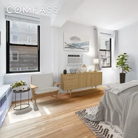 Image 3 - 67 University Place, New York, NY 10003, USA - Apartment for sale