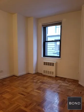 Image 4 - 96 Fifth Avenue, City of Amsterdam, NY 12010, USA - Apartment for rent