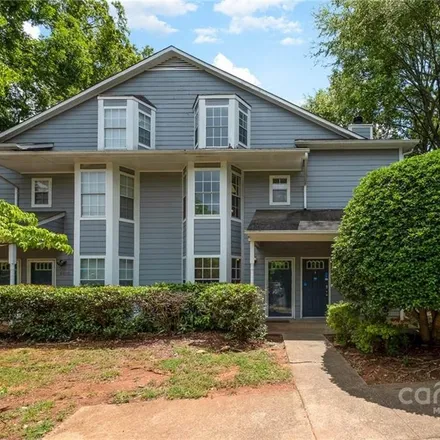 Buy this 3 bed condo on 6016 Treetop Court in Charlotte, NC 28212