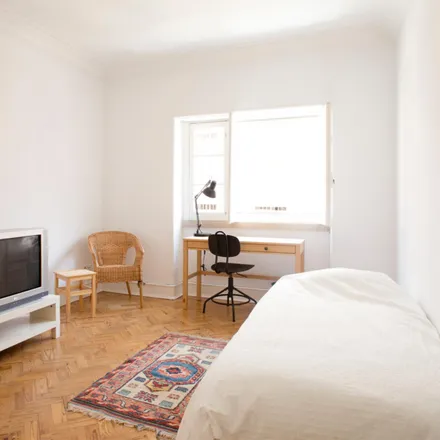 Rent this 3 bed apartment on Rua Soares dos Reis 7 in 1070-271 Lisbon, Portugal