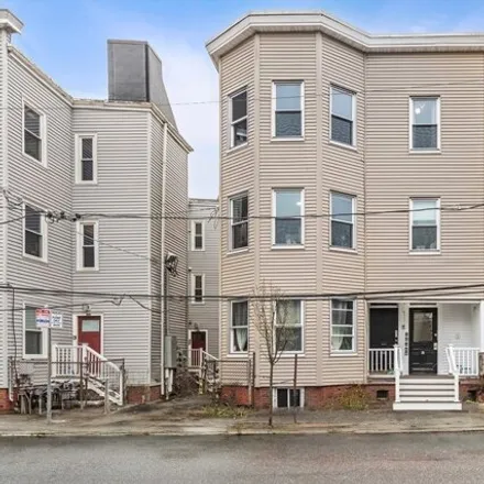 Buy this 3 bed condo on 6;8 Clary Street in Cambridge, MA 02143