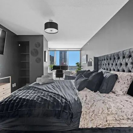 Image 4 - Calgary, AB T2R 1S4, Canada - Apartment for rent