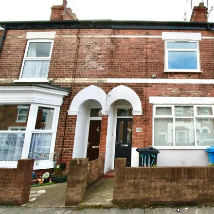 Rent this 2 bed townhouse on Blenheim Street in Hull, HU5 3PS