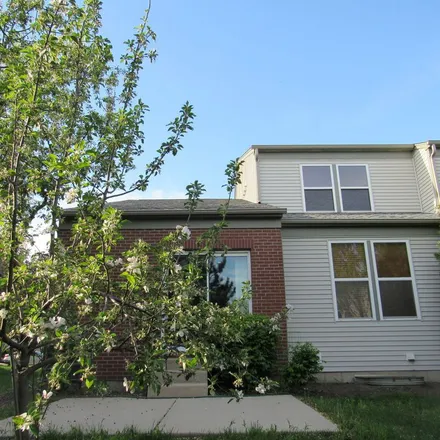 Image 3 - 983 Kings Canyon Drive, Streamwood, IL 60107, USA - Apartment for rent