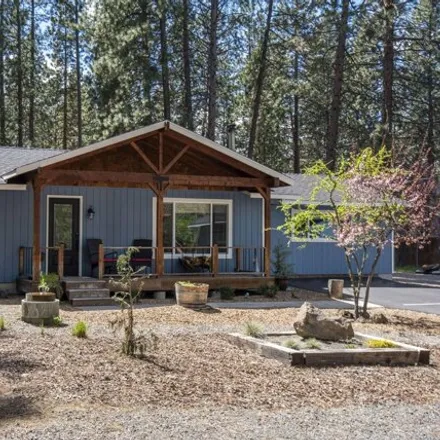 Buy this 2 bed house on 19105 Kiowa Road in Deschutes River Woods, Deschutes County