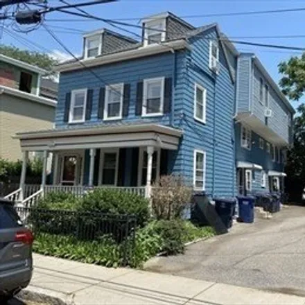 Buy this 6 bed house on 521 Green Street in Cambridge, MA 02139