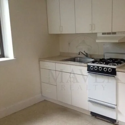Rent this 1 bed apartment on 10 Forest St