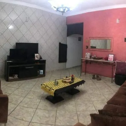 Buy this 3 bed house on Pizzaria Dom Castroni in Rua Speers, Bangú