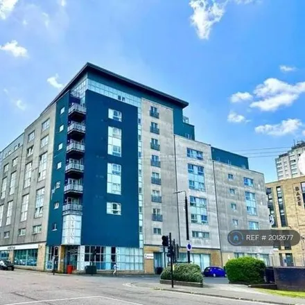 Rent this 2 bed apartment on Spar in Port Dundas Road, Glasgow