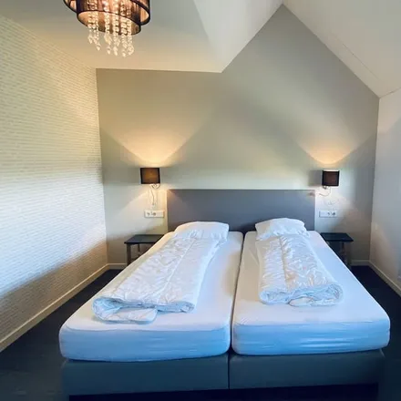 Rent this 3 bed house on Vrouwenpolder in Veere, Netherlands