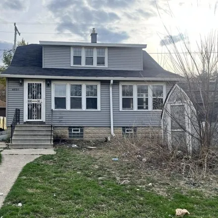 Buy this 5 bed house on 4529 in 4531 West Fond du Lac Avenue, Milwaukee