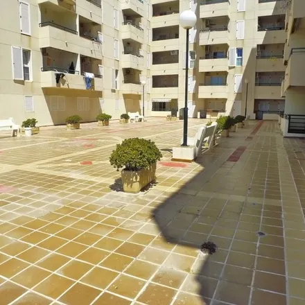 Image 1 - Calle Málaga, 29738 Vélez-Málaga, Spain - Apartment for rent