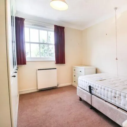 Image 5 - The Causeway, St. Stephen's Road, Canterbury, CT2 7RD, United Kingdom - Apartment for sale