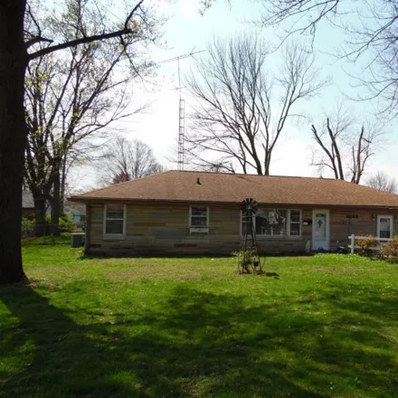 Buy this 3 bed house on 2801 23rd Street in Columbus, IN 47201